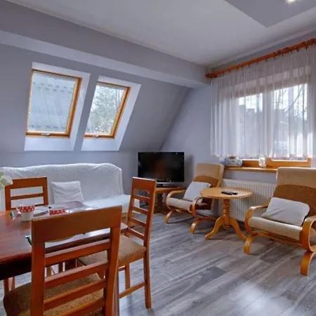 Lägenhet Golden Apartments&glamping-db11